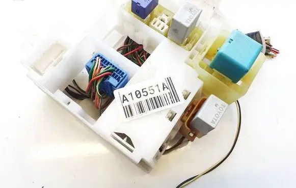 Toyota Corolla E120 E130 Fuse box set 7019ta1