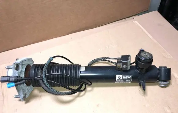 BMW X5 F15 Rear shock absorber/damper 6863176
