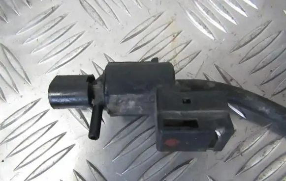 Mitsubishi Space Wagon Turbo solenoid valve