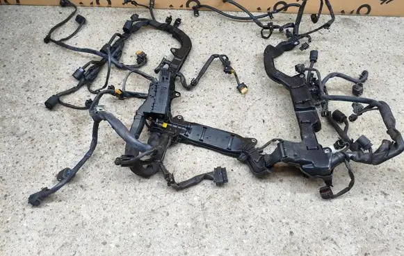 Mercedes-Benz GL X166 Engine installation wiring loom A2781508220 1508220 DB2G3321