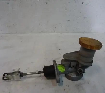 Subaru Legacy Clutch master cylinder