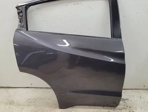 Honda HR-V Rear door