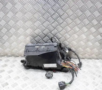 Volvo C70 Fuse box set 8688040 518818000
