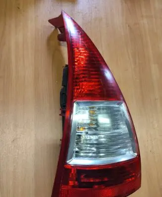Hyundai i10 Rocker cam cover 04060 25720102 9680071380