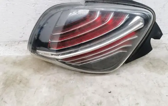Renault Zoe Rear/tail lights 265552638R
