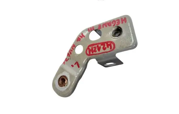 Renault Megane III Fender mounting bracket 6418103B