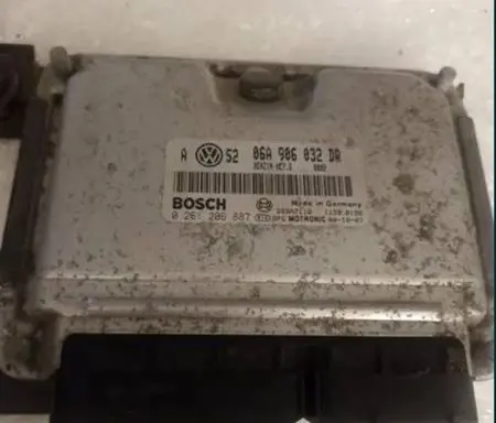 Volkswagen Golf IV Engine control unit/module ECU 06A906032DR