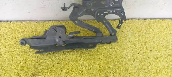 Mini F66 Engine bonnet/hood hinges 7300565