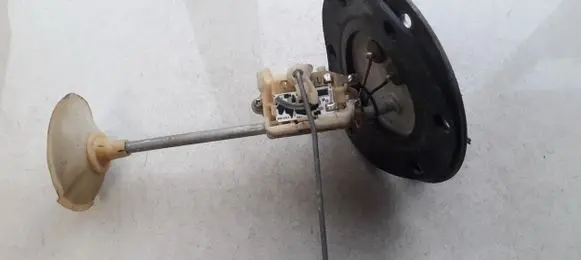 Fuel level sensor
