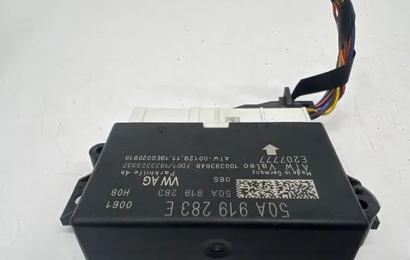 Audi A3 S3 8V Parking PDC control unit/module 5QA919283E