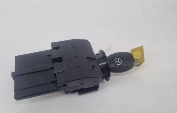 Mercedes-Benz Vito Viano W639 Ignition lock A6399008100 3300231300 6022248041806142