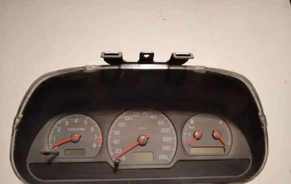 Volvo S40, V40 Speedometer (instrument cluster) 30889710B 5W30887756A