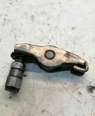 Honda CR-V Valve rocker arm 