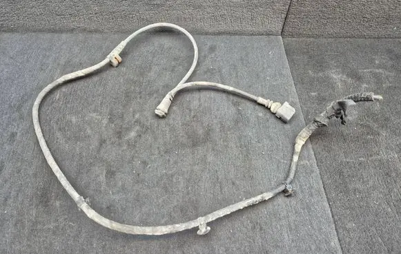Audi A4 S4 B8 8K Front ABS sensor wiring 8K0972252E