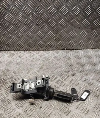 Volkswagen Caddy Ignition lock 1k0905851