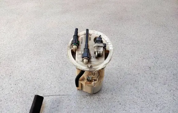 Renault Megane I In-tank fuel pump 770043171805 7700431718