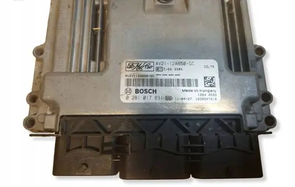 Ford Fiesta Engine control unit/module ECU 0281017831 AV2112A650GC