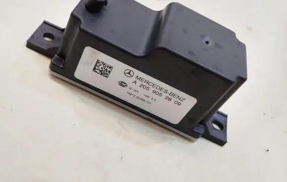 Mercedes-Benz C W205 Voltage converter/converter module A2059052809