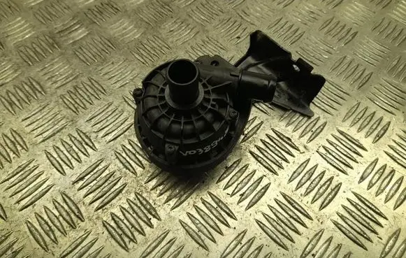 Skoda Octavia Mk4 Webasto circulation pump for autonomous heater 04L965567C