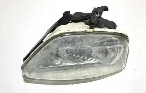 Ford Focus Front fog light 2m5115k201ah 2m51-15k201-ah