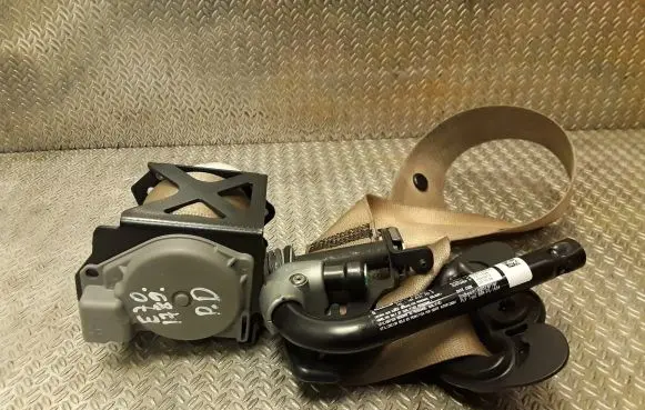 BMW X5 E70 Front seatbelt 7171170