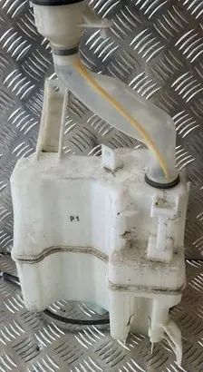 Toyota Prius (XW30) Lamp washer fluid tank PRIUSXW30
