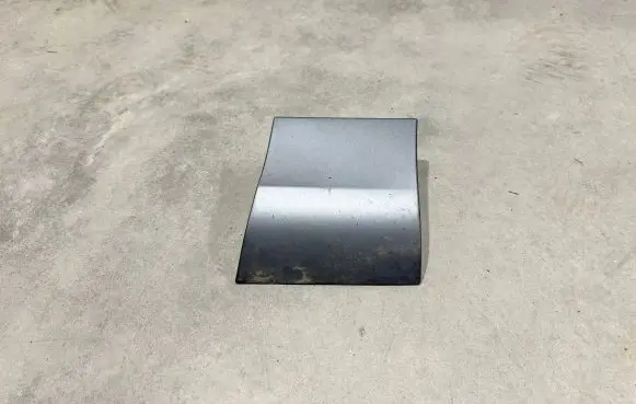 Audi Q7 4M Fender end trim 4L0854960F