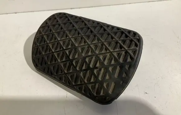 Mercedes-Benz E W211 Brake pedal 1232910082