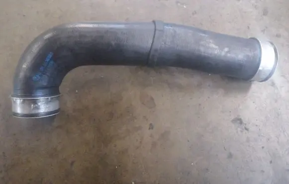 Volkswagen Golf V Intercooler hose/pipe 1K0145838C