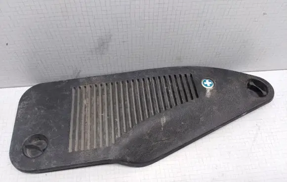 Opel Zafira A Other trunk/boot trim element 90580309