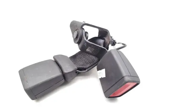 Volkswagen Polo VI Middle seatbelt buckle (rear) 6F0857739B