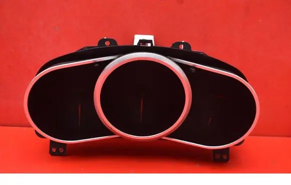 Mazda CX-7 Speedometer (instrument cluster) EPEG96A