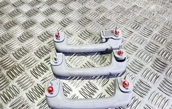 Hyundai i20 (GB IB) A set of handles for the ceiling 