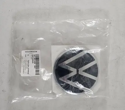 Volkswagen Caddy Manufacturer badge logo/emblem 2K7853630