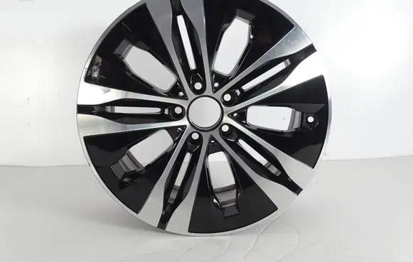 Mercedes-Benz C W206 Original wheel cap A2064015100
