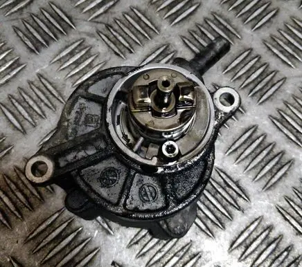 Vacuum pump