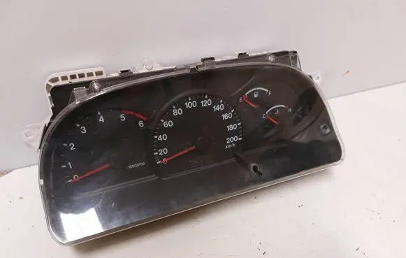 Suzuki Grand Vitara I Speedometer (instrument cluster) 3410182D81 2573207316 341006DD