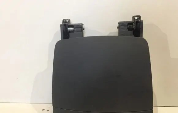 Hyundai i30 Glove box 847702L000