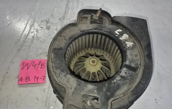 Renault Kangoo I Heater fan/blower 7701034875