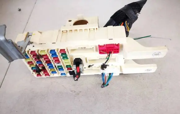 Hyundai Santa Fe Fuse box set 919502b200 91950-2b200