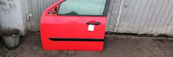 Ford Focus Front door