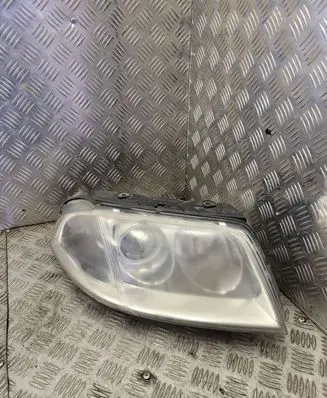 Volkswagen PASSAT B5.5 Headlight/headlamp 3B0941016AN