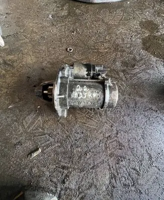 Mercedes-Benz C W204 Starter motor a0061514601