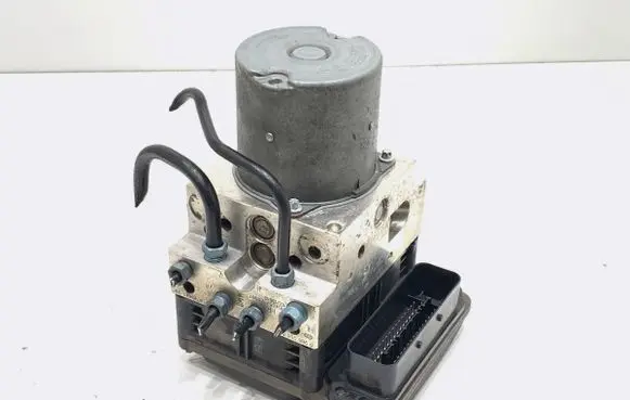 BMW 5 F10 F11 ABS Pump 68513746851376