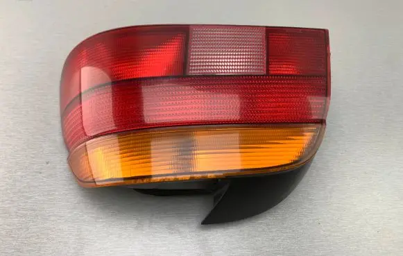 BMW 5 E39 Rear/tail lights 8358032