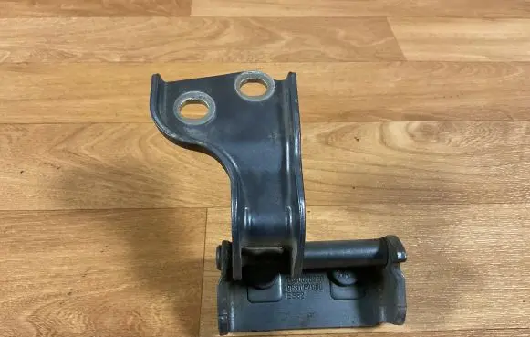 Peugeot 308 Tailgate/trunk/boot hinge 9681157980 9680626280 ES82