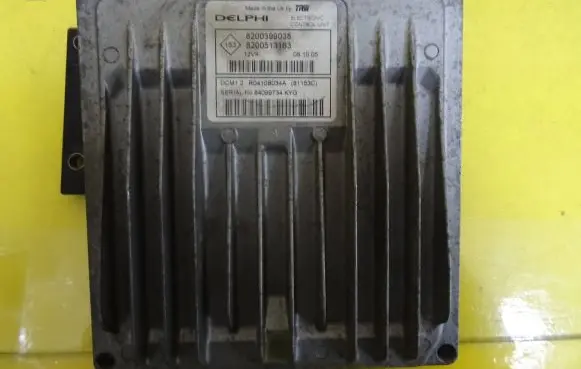 Renault Megane II Engine control unit/module 8200399038 8200513163
