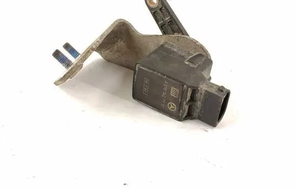 Mercedes-Benz E W211 Air suspension front height level sensor A0105427717 0105427717