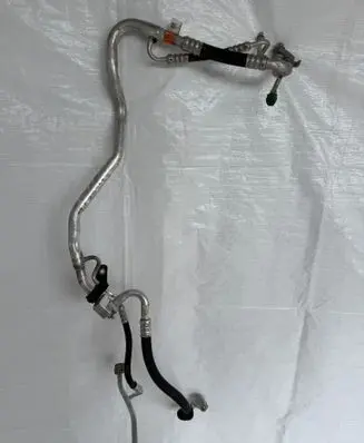 Ford Kuga II Air conditioning (A/C) pipe/hose GV6119E881PF