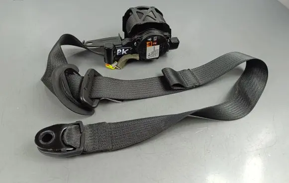 SsangYong Musso Front seatbelt 0589P1000428